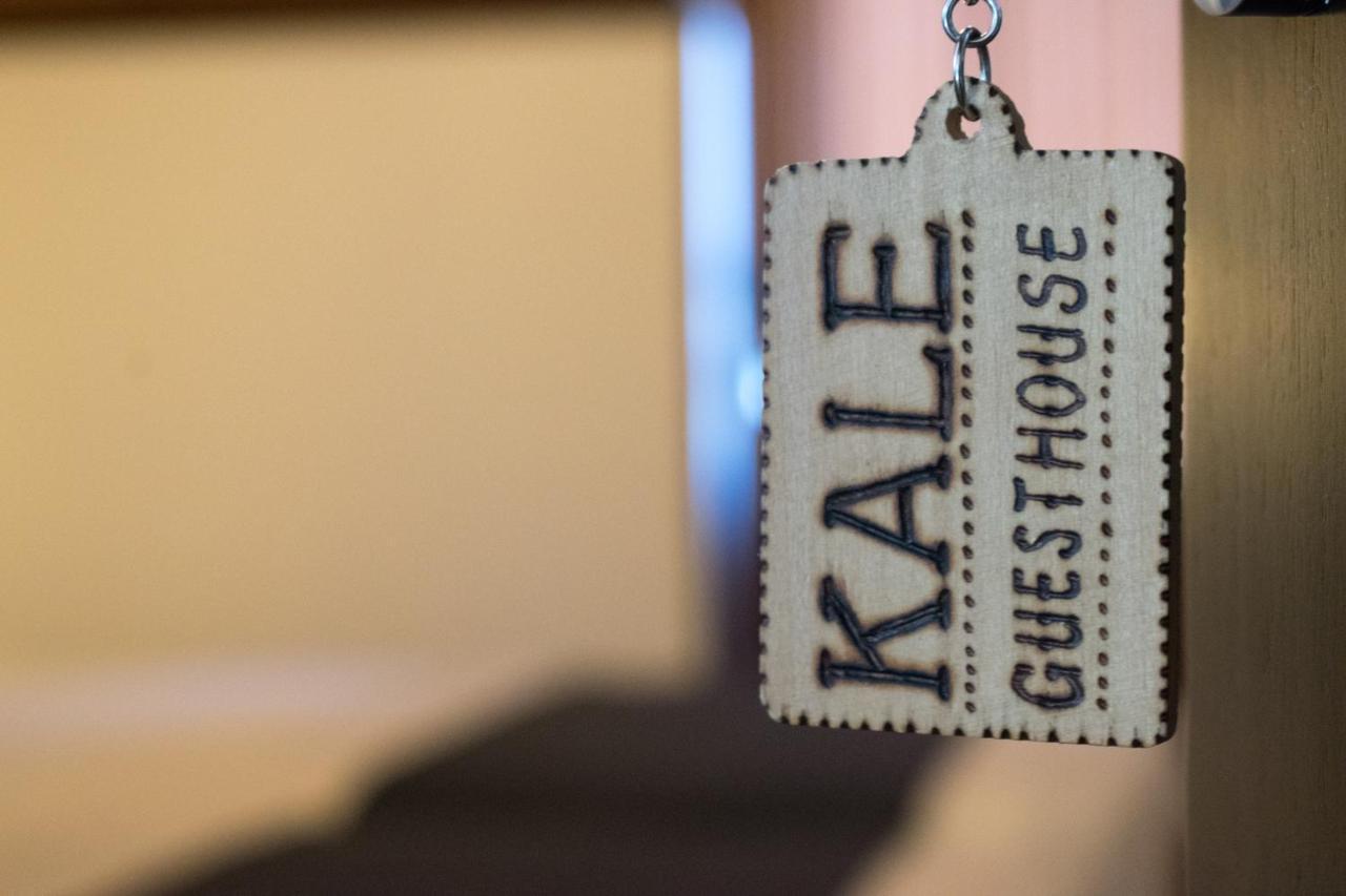 Kale Guesthouse Gjirokastër Esterno foto