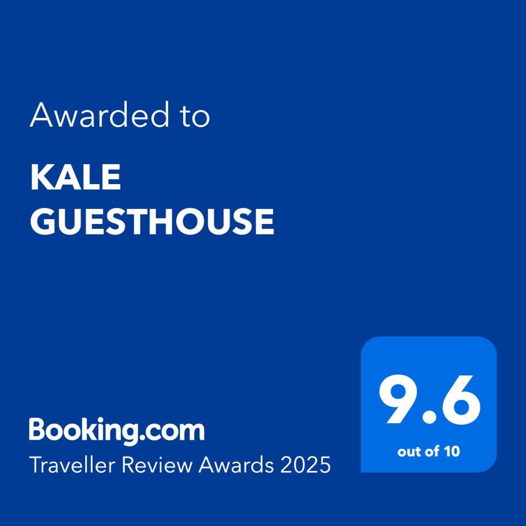 Kale Guesthouse Gjirokastër Esterno foto